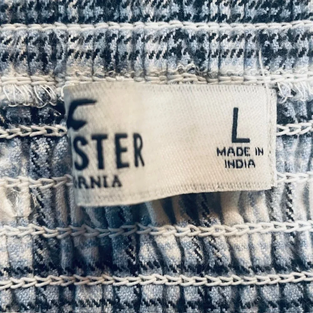 HOLLISTER Blue Plaid Halter Crop Top - Size Large